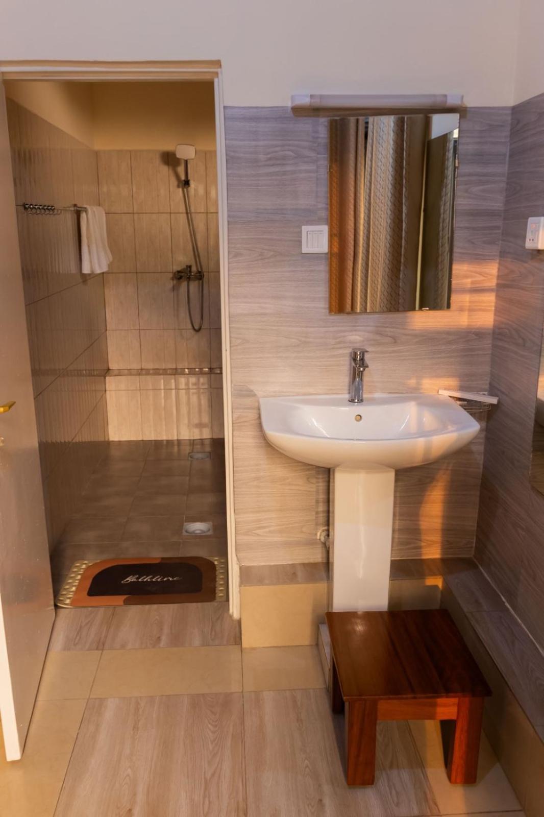 Comfort B&B Kigali Exteriör bild