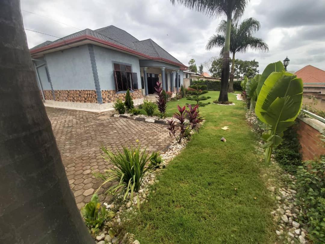 Comfort B&B Kigali Exteriör bild