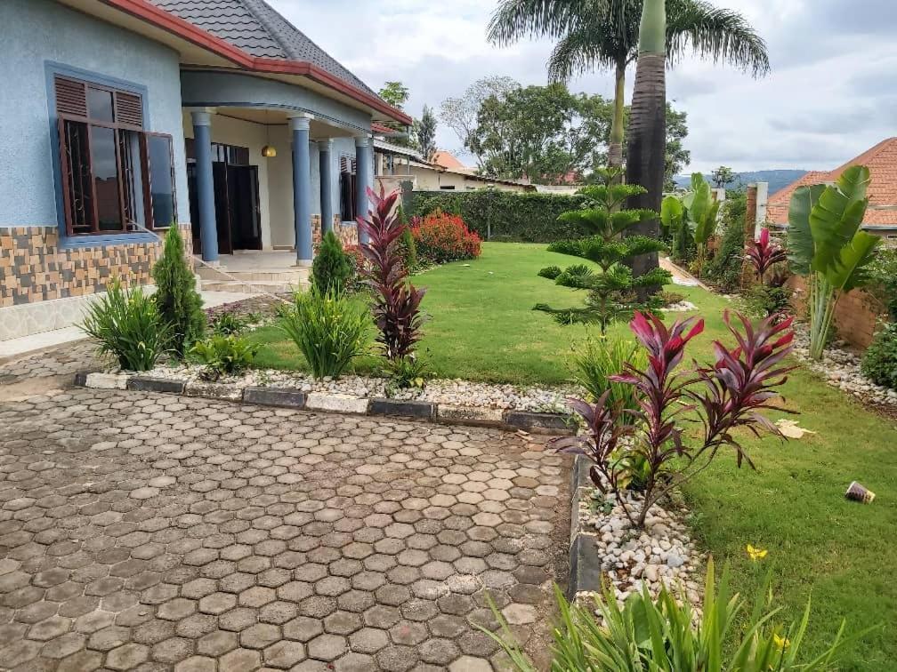 Comfort B&B Kigali Exteriör bild